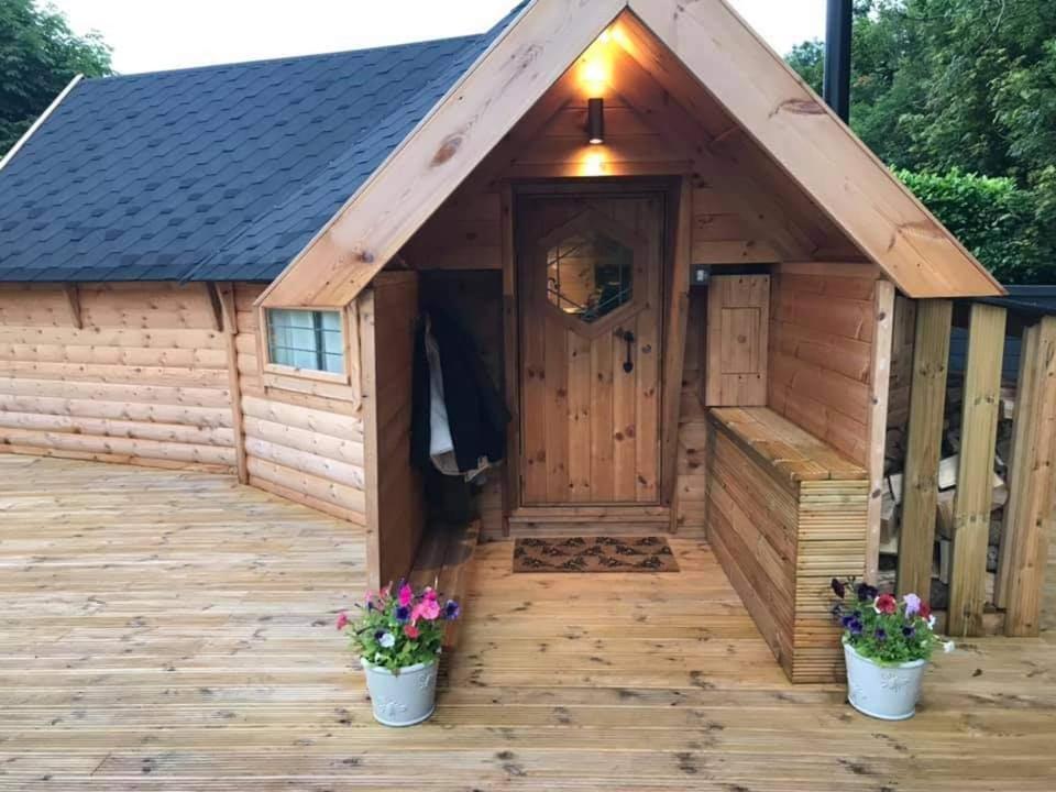 The Hive - Unique Log Cabin With Wood Burning Stove Ludchurch Exterior photo